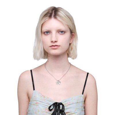 THE MINI DAISY PENDANT NECKLACE